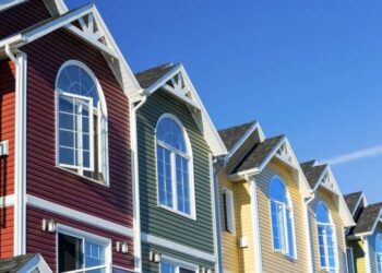 The Best Siding Colors for Resale Value - Denver Siding Contractor